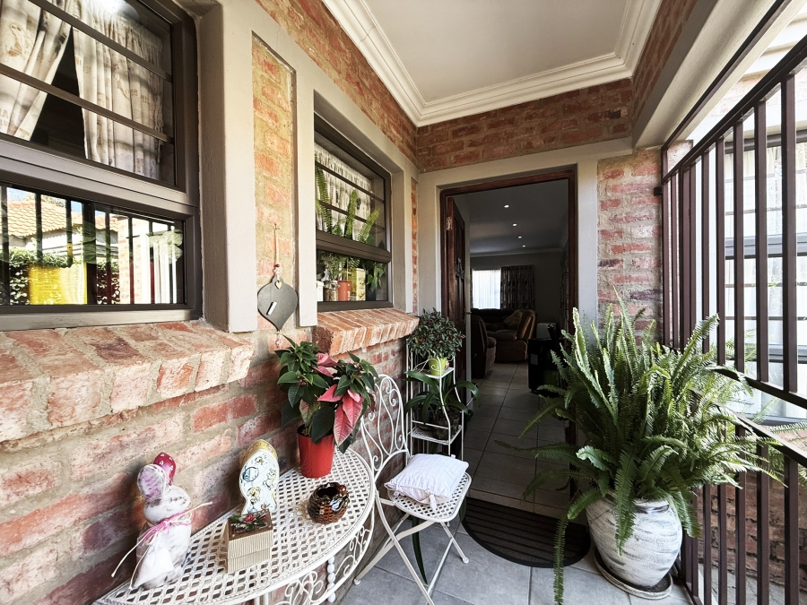 2 Bedroom Property for Sale in Baillie Park North West